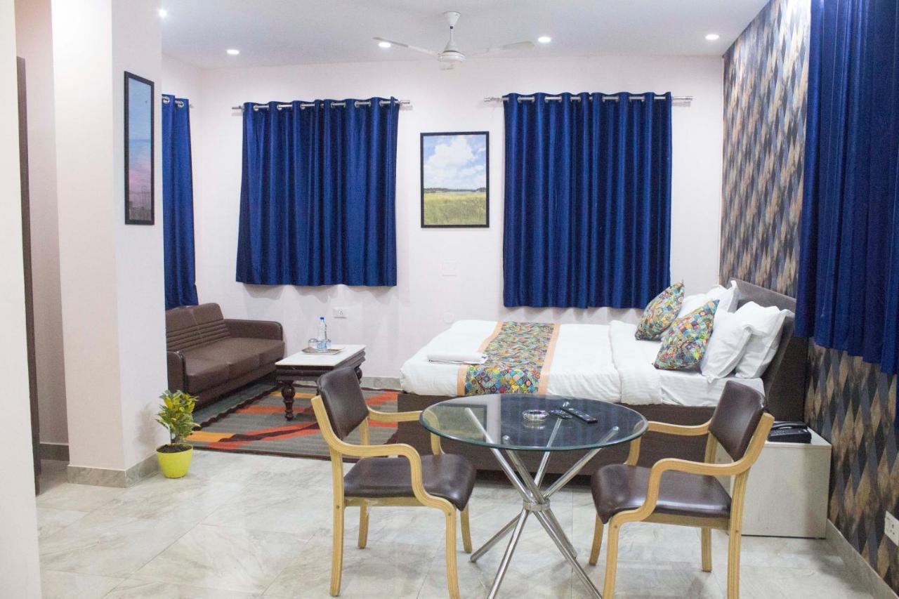 Jsb Hotel فريد آباد المظهر الخارجي الصورة