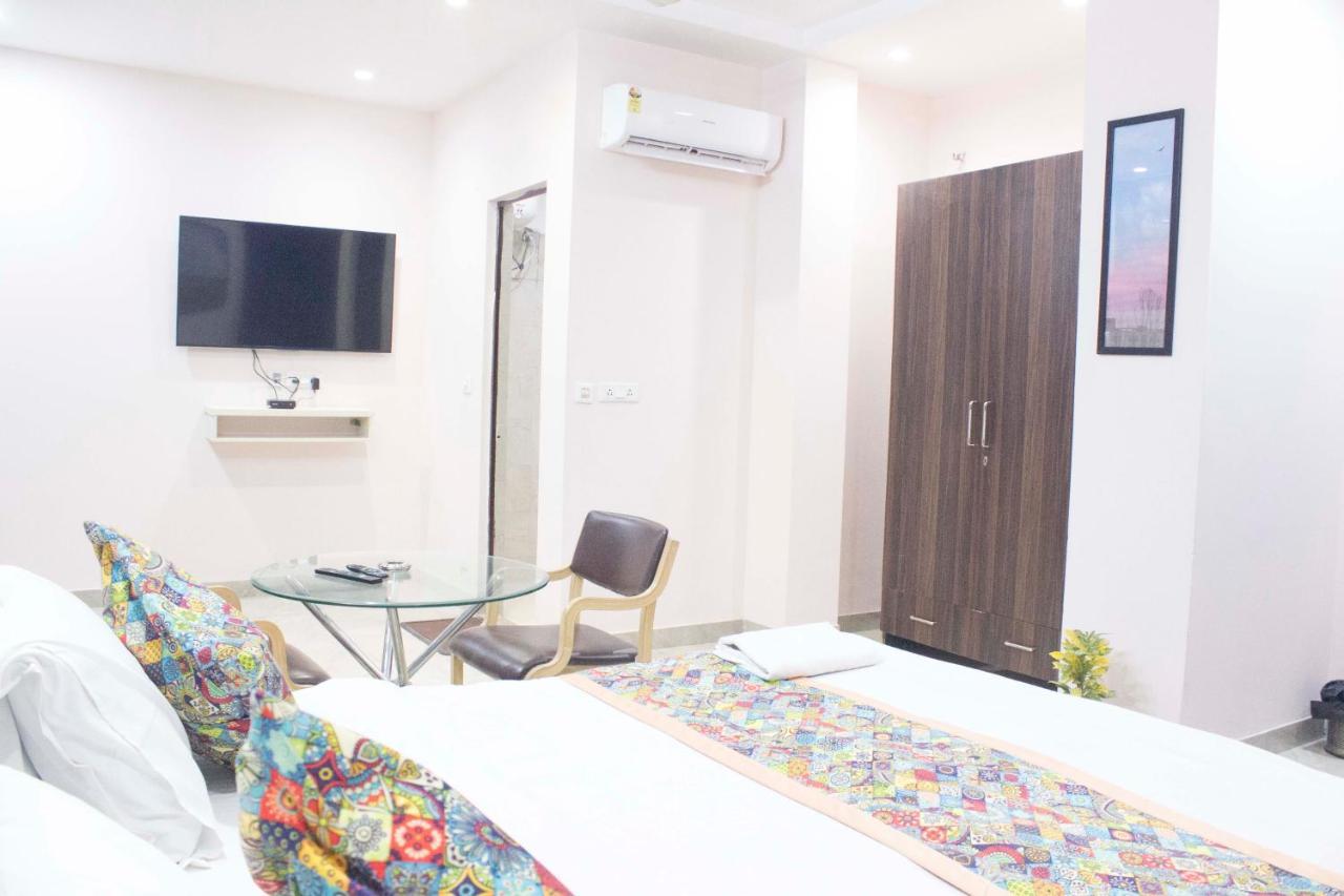 Jsb Hotel فريد آباد المظهر الخارجي الصورة