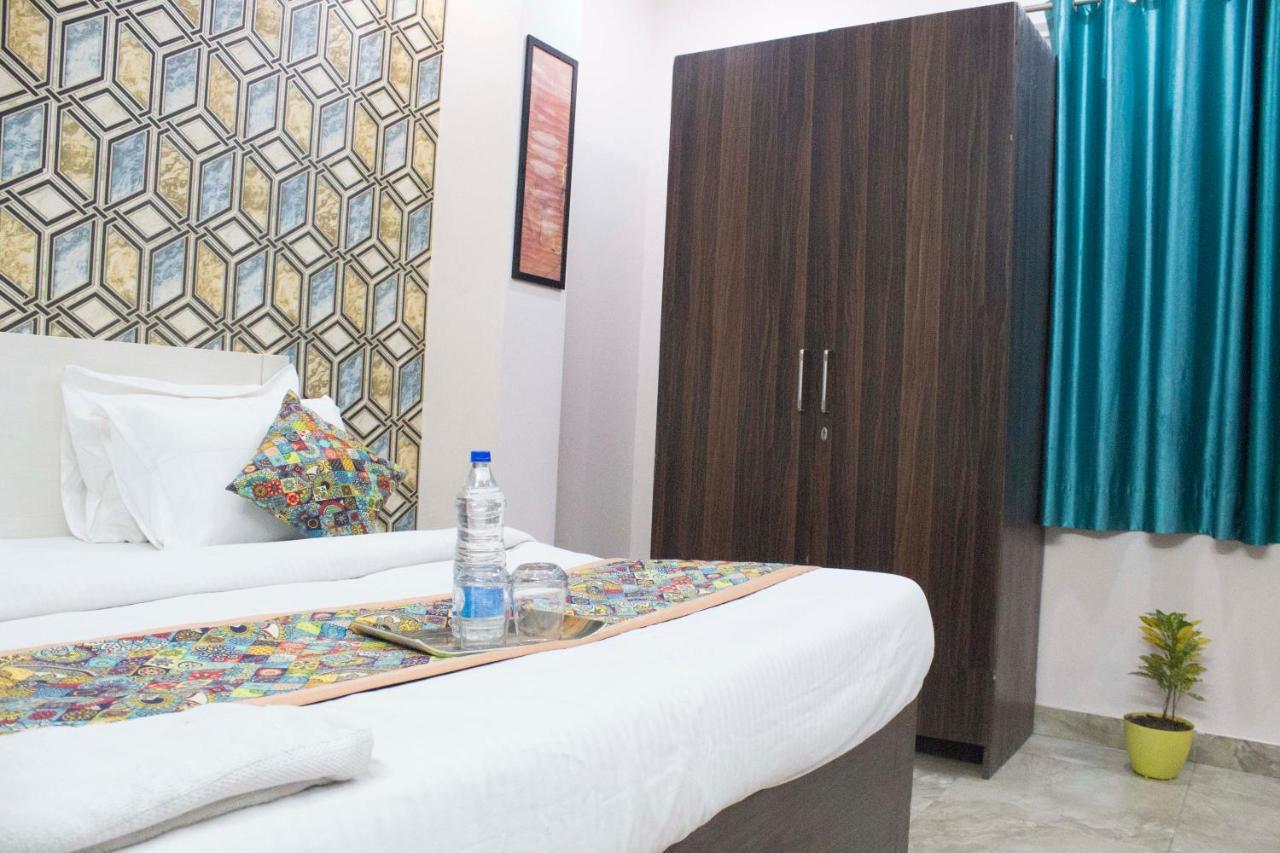 Jsb Hotel فريد آباد المظهر الخارجي الصورة