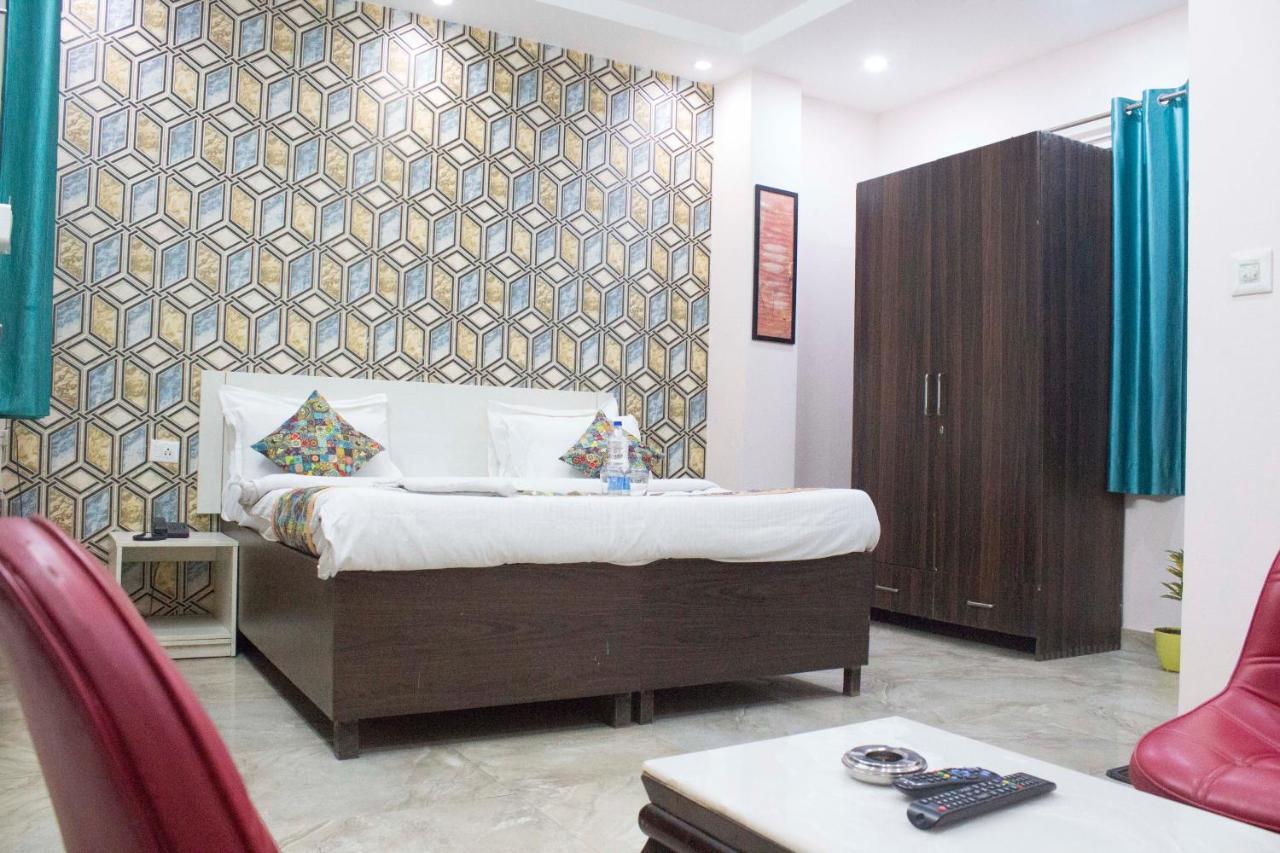 Jsb Hotel فريد آباد المظهر الخارجي الصورة