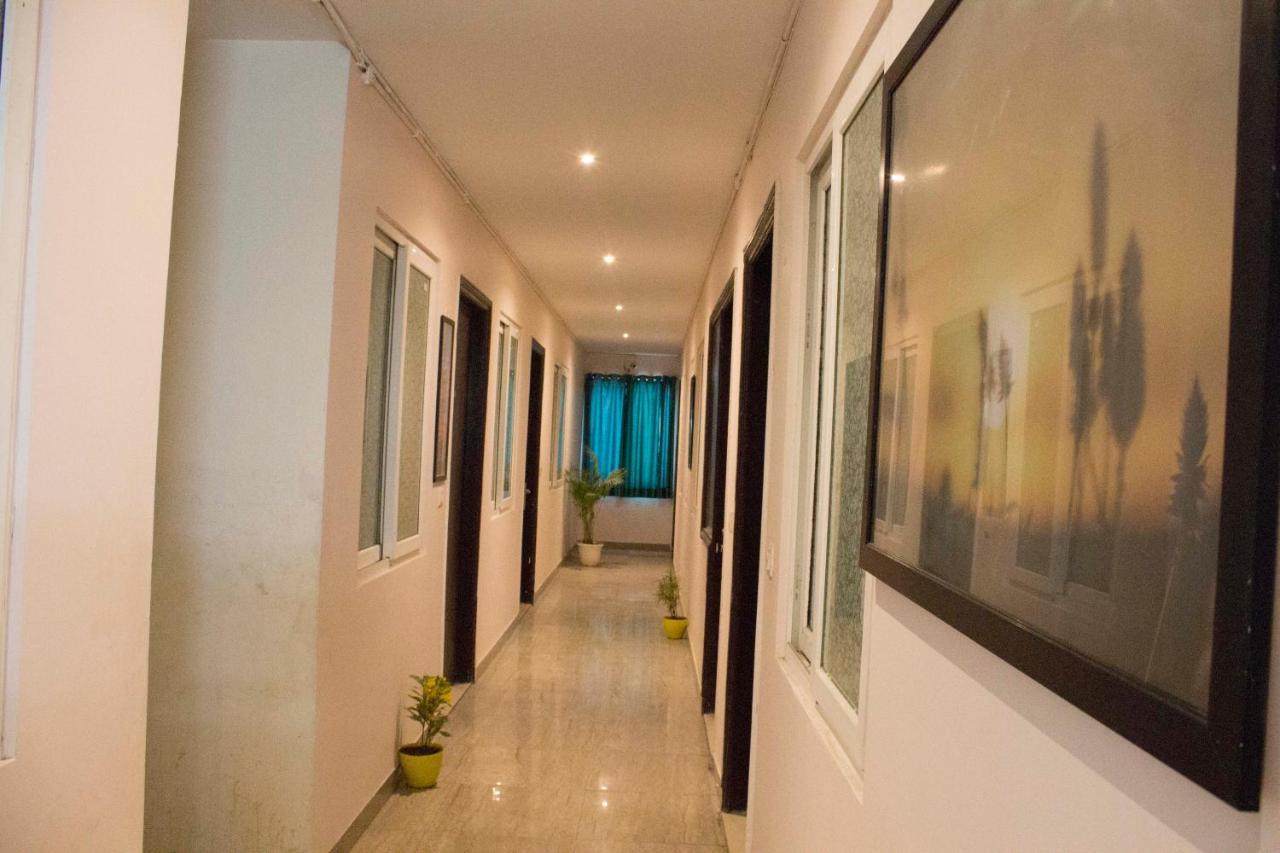 Jsb Hotel فريد آباد المظهر الخارجي الصورة